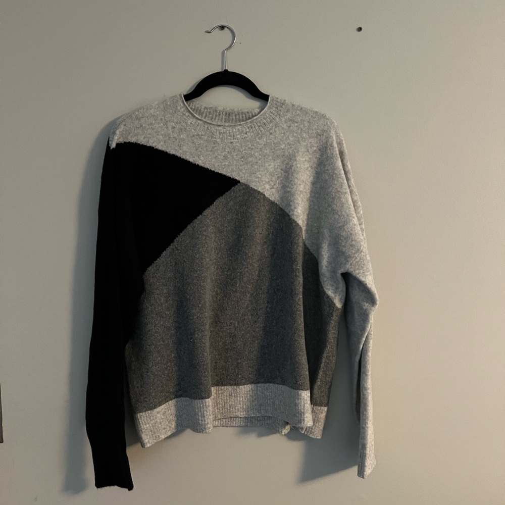 Brand new! Colorblock Sweater - Black and Gray